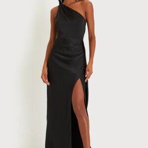 NWOT Lulus Signature Elegance Black Satin One-Shoulder Maxi Dress